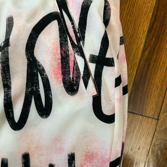 Women’s NY&Co Soho Street 2 piece Graffiti sweatsuit XL - Picture 2 of 9